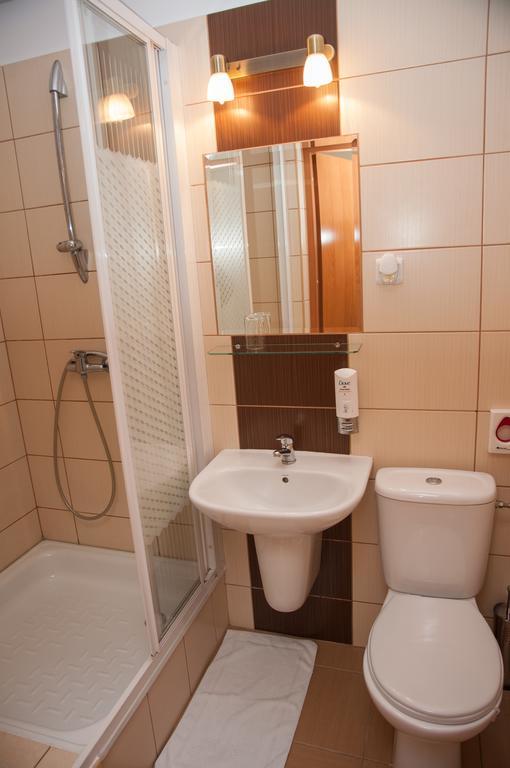 Hotel Rypsówka Nowy Sącz Exterior foto
